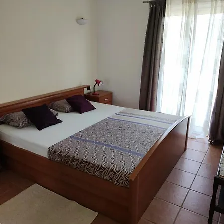Apartment Apartman Arba 4